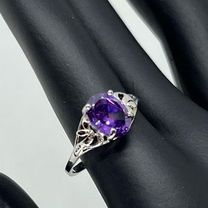 Vintage 90s .925 Sterling Silver and Amethyst Ring-Ladies Size 7.